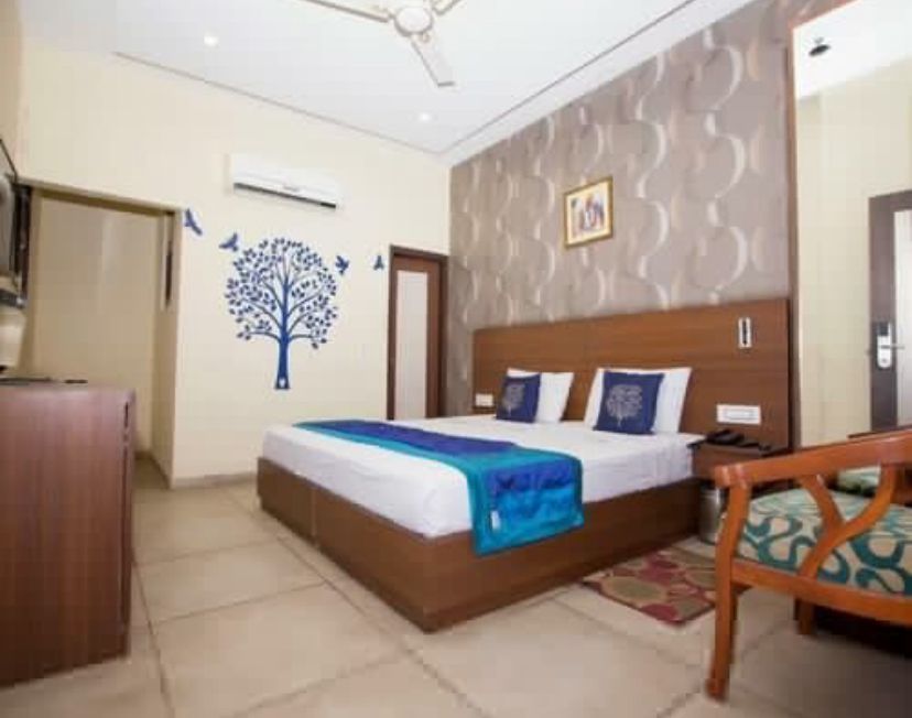 14 MARLA OLD CONSTRUCTION  HOUSE FOR SALE