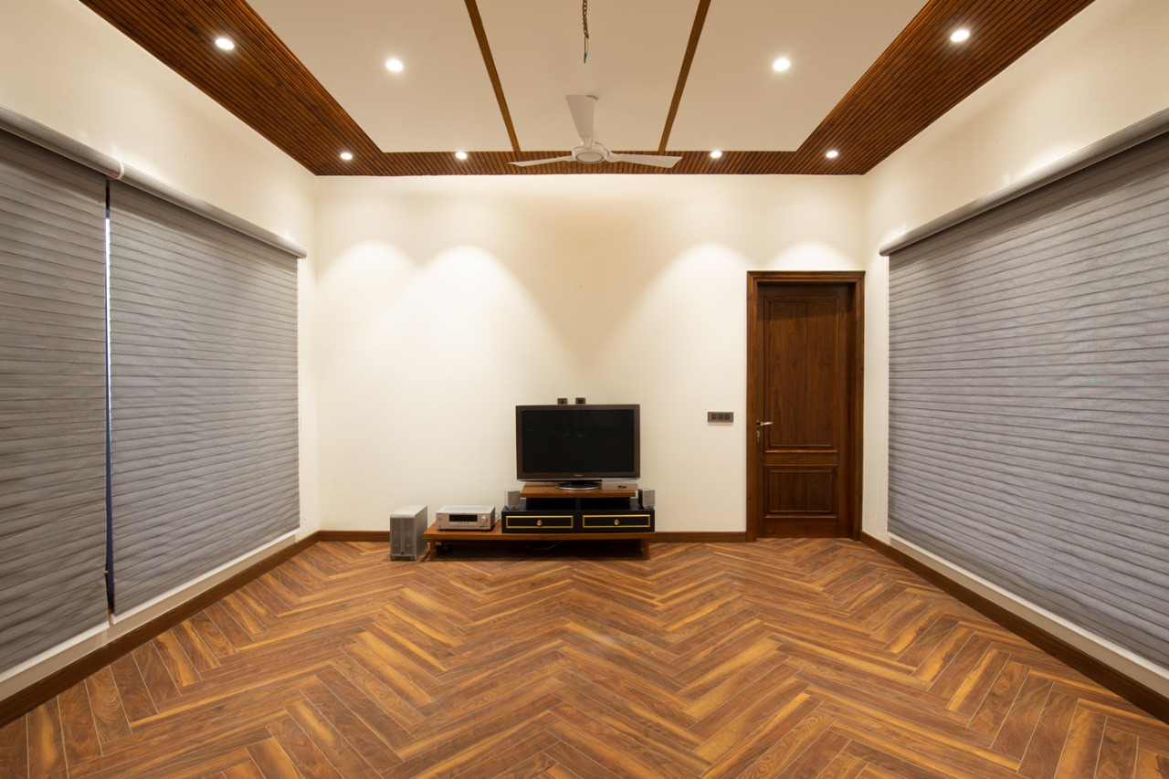 6.5 MARLA TRIPLE BUILT-UP PARK FACING HOUSE FOR SALE IN SECTOR 4 PANCHKULA